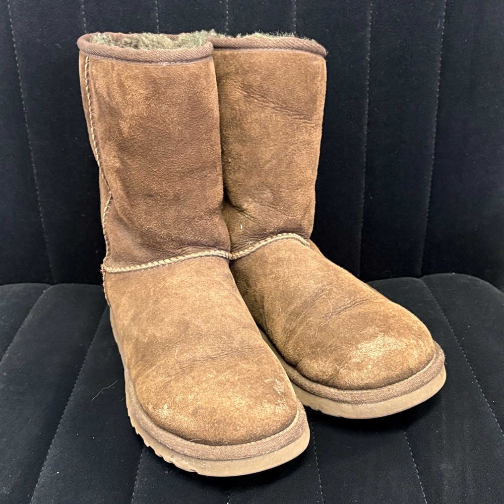 UGG Brown Winter Boots Preloved Size 7